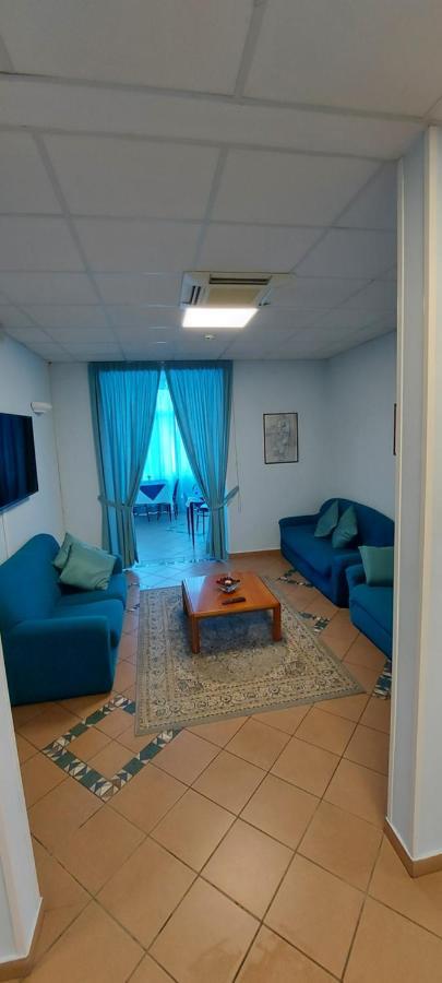 Hotel Savina リミニ エクステリア 写真